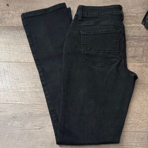 Maurices Black Women’s Skinny Jeans